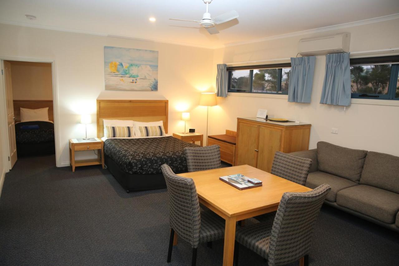 Motel On A'Beckett Inverloch Eksteriør billede